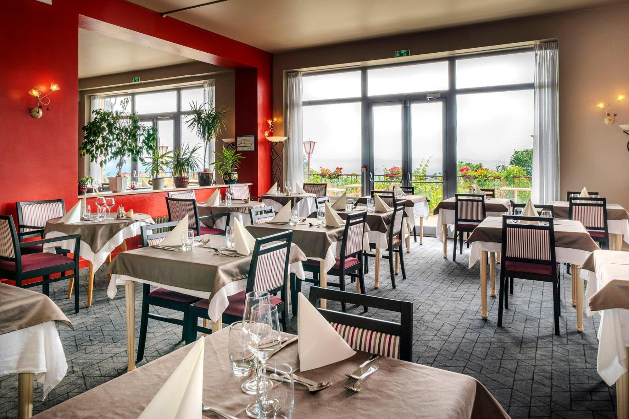 Alexain Hotel Restaurant & Wellness - Colmar Ouest Trois-Épis Kültér fotó